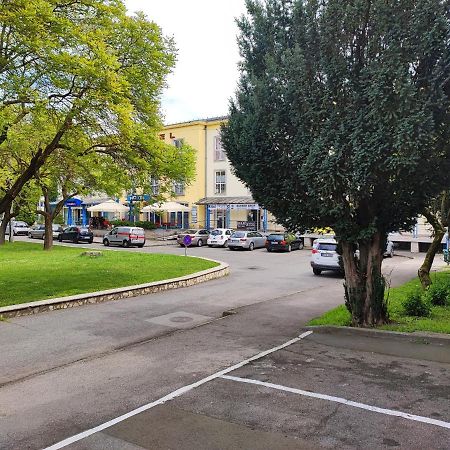 Hotel Beke Sziget Komlo Екстер'єр фото